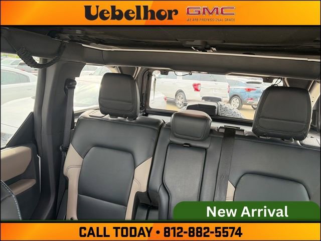 Used 2023 Ford Bronco Wildtrak AWD/4WD image 18
