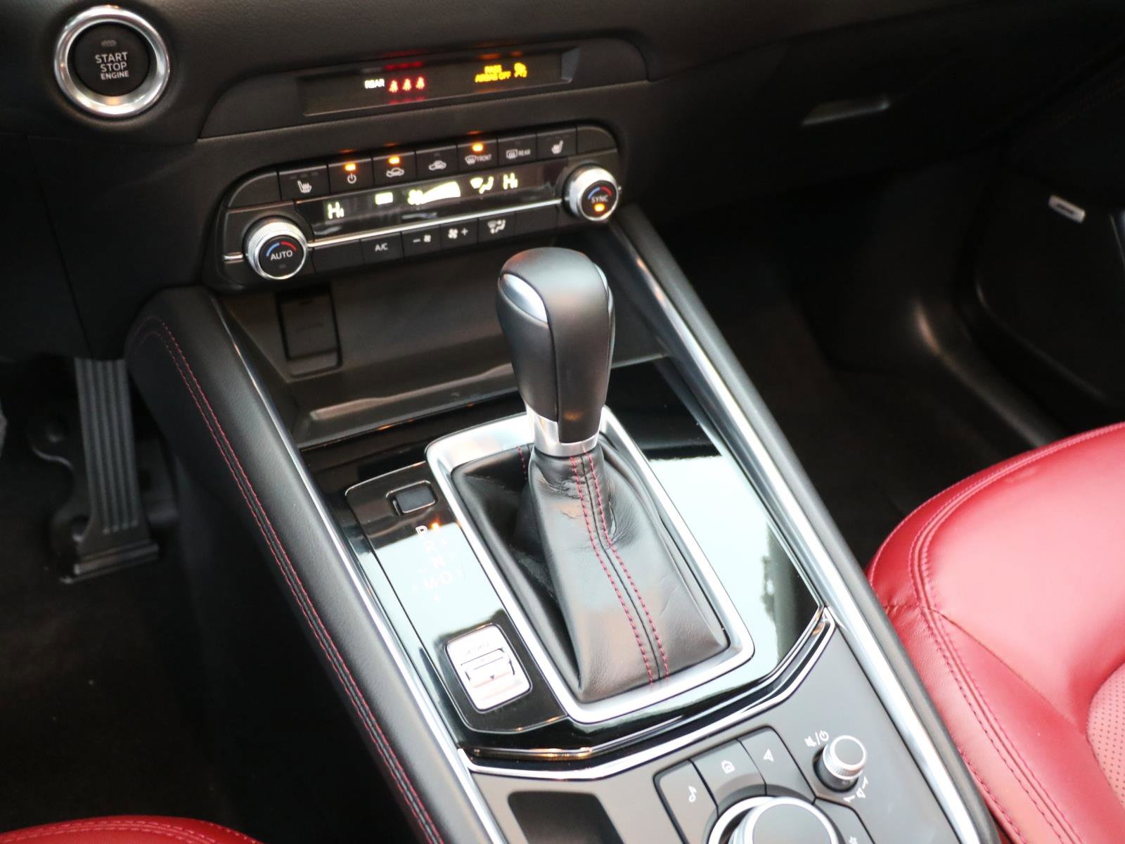 Certified 2025 MAZDA CX-5 Carbon Edition image 14