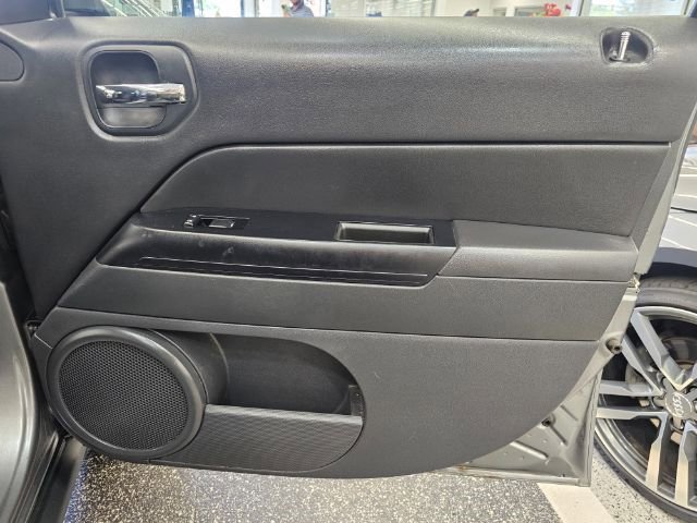 Used 2012 Jeep Patriot Latitude image 26