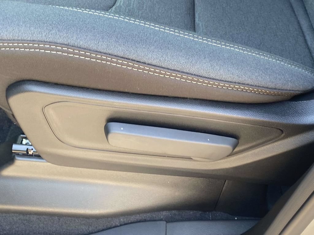 New 2026 RAM 1500 Express AWD/4WD image 44