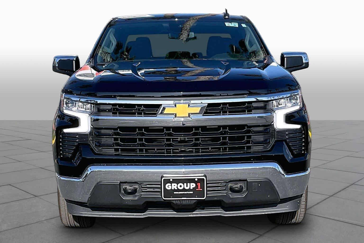 Used 2026 Chevrolet Silverado 1500 LT AWD/4WD image 3
