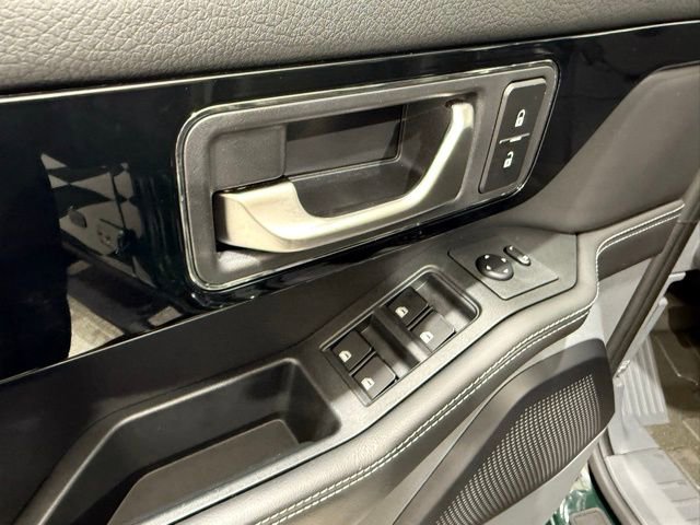 Used 2024 INEOS Grenadier Fieldmaster Edition image 16