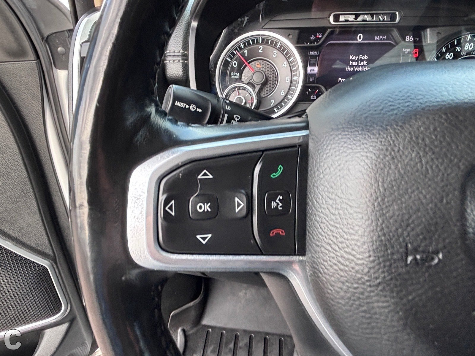 Used 2020 RAM 1500 Laramie RWD image 24