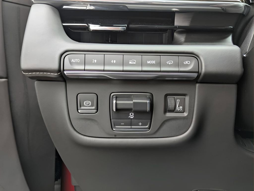 Used 2024 Cadillac Escalade Sport Platinum w/ LPO, ONYX Package image 18