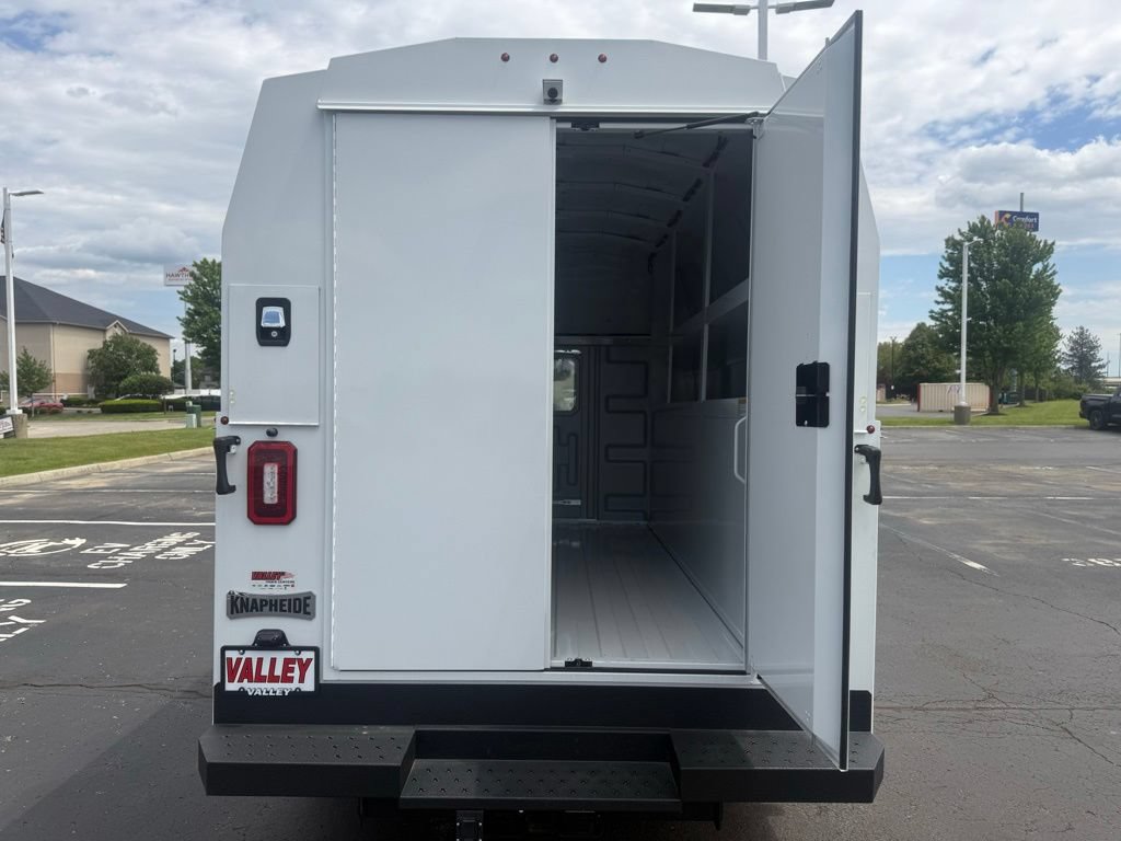New 2026 Ford E-350 and Econoline 350 Super Duty w/ Power Equipment Group RWD image 39