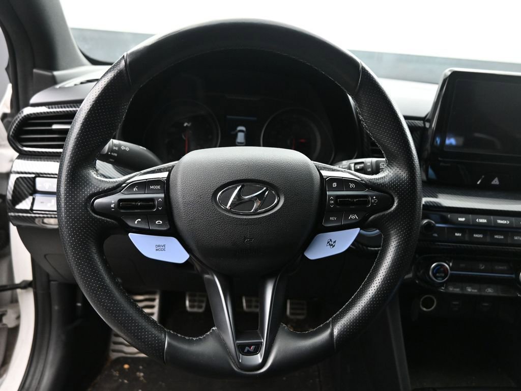 Used 2021 Hyundai Veloster N image 19