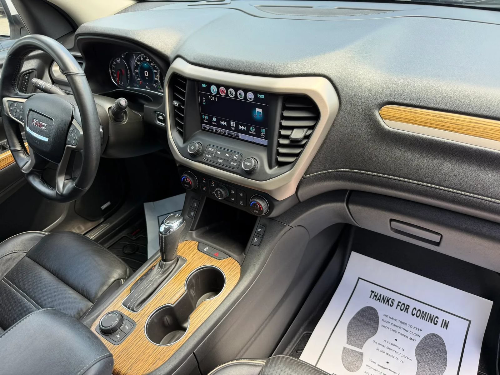 Used 2017 GMC Acadia Denali FWD image 38