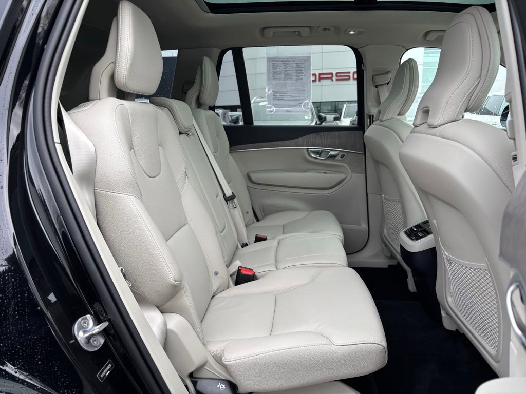 Used 2023 Volvo XC90 B6 Plus w/ Protection Package Premier image 23