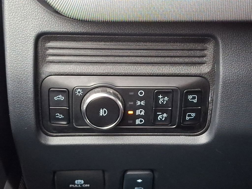 Used 2025 Ford F250 Platinum image 24