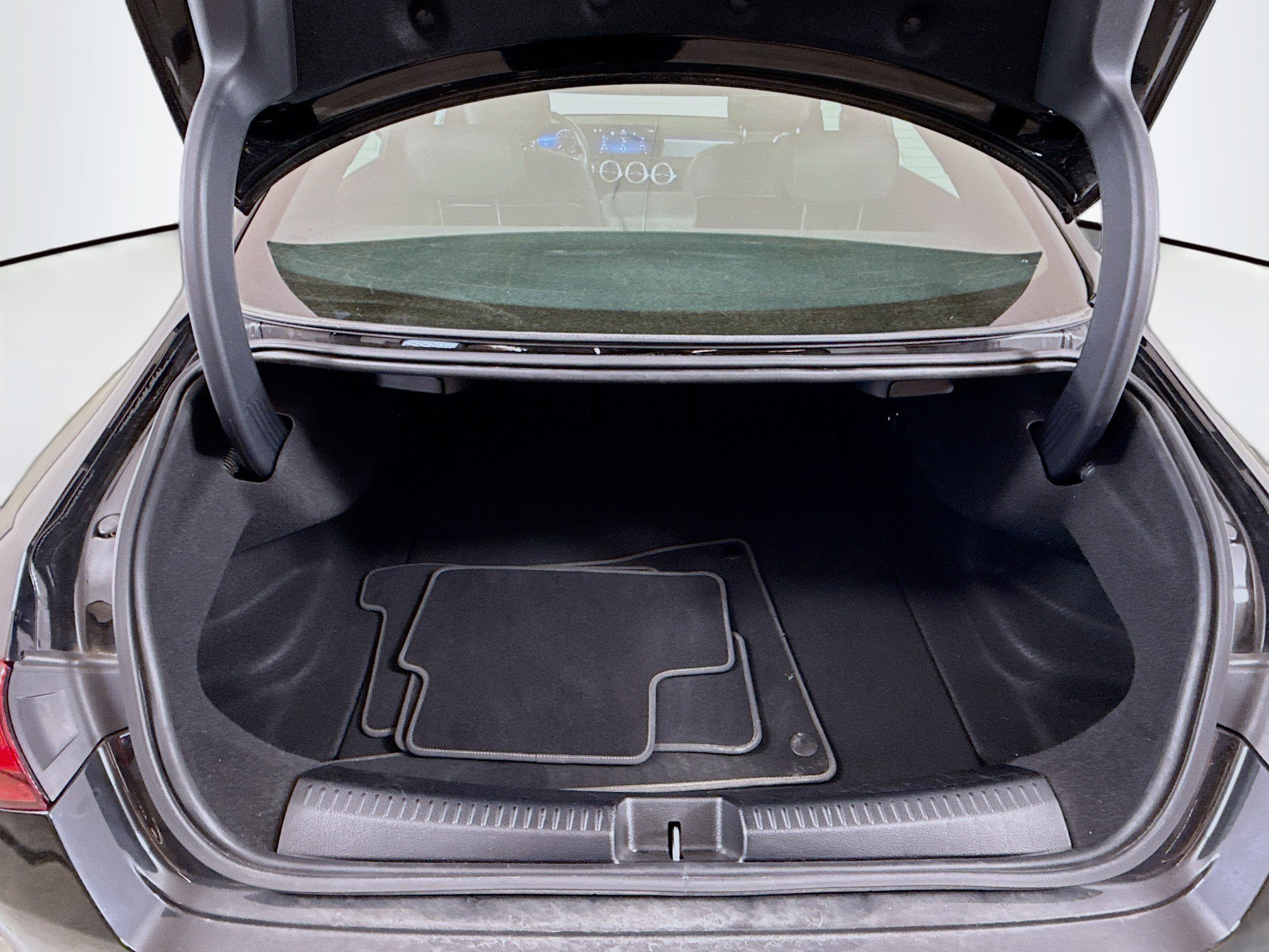 Used 2025 Mercedes-Benz CLA 250 image 23