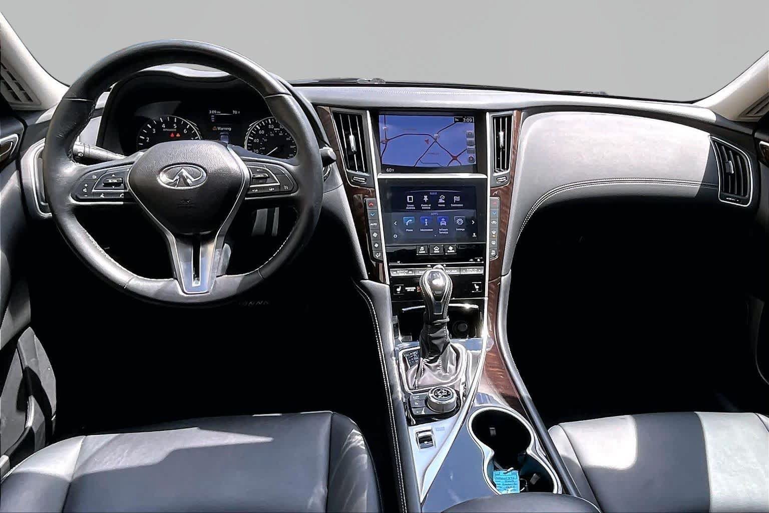 Used 2019 INFINITI Q50 Luxe w/ Essential Package (3.0T Luxe) RWD image 16