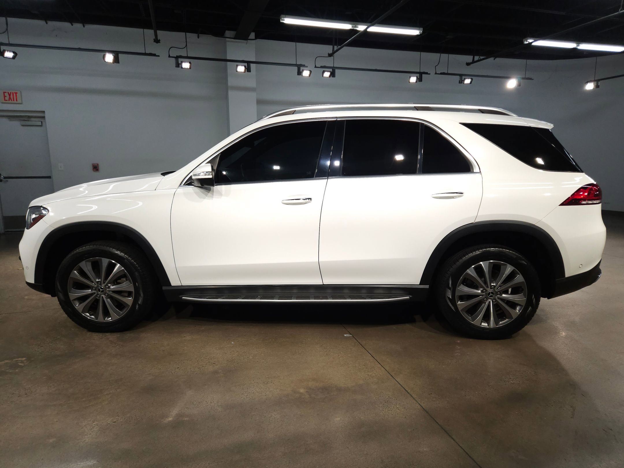 Used 2020 Mercedes-Benz GLE 350 image 4