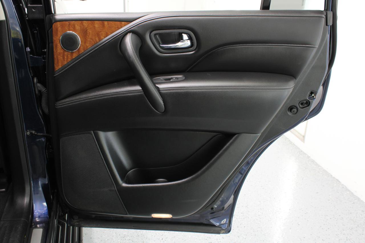 Used 2019 INFINITI QX80 Luxe image 41