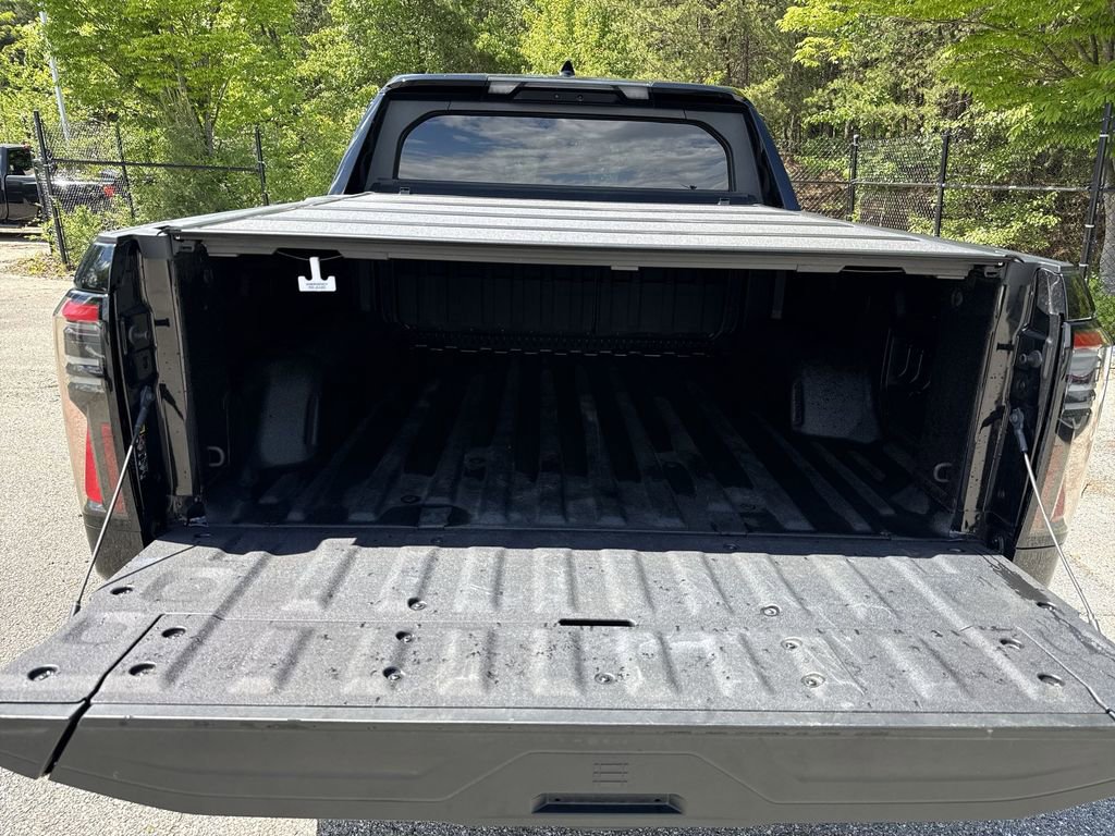 Used 2025 GMC Sierra EV Denali AWD/4WD image 18