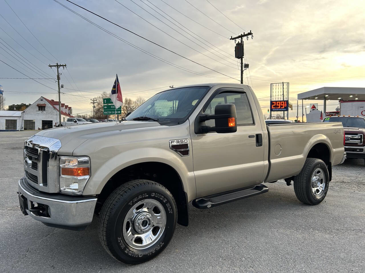 Used 2008 Ford F350 XLT image 2