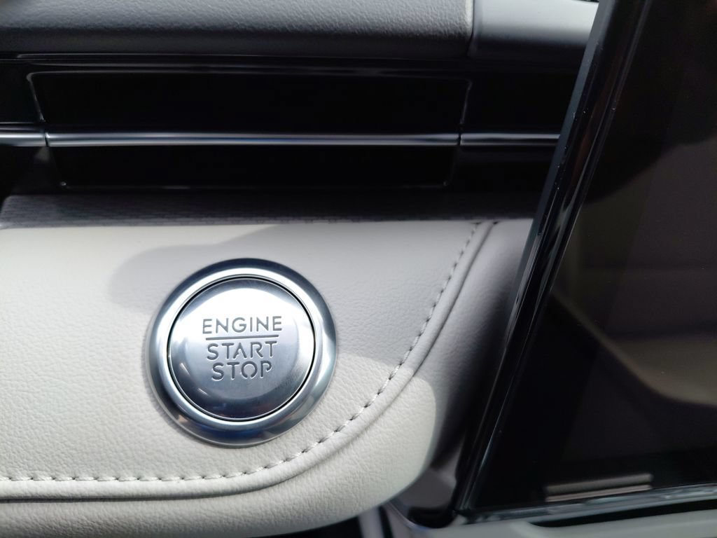 New 2026 Lincoln Nautilus Premier w/ Equipment Group 102A AWD/4WD image 19