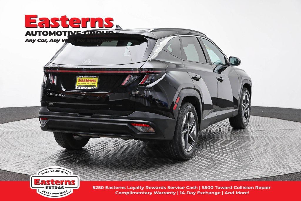 Used 2025 Hyundai Tucson SEL FWD image 6