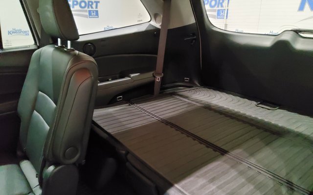 Used 2021 Honda Pilot Touring image 16