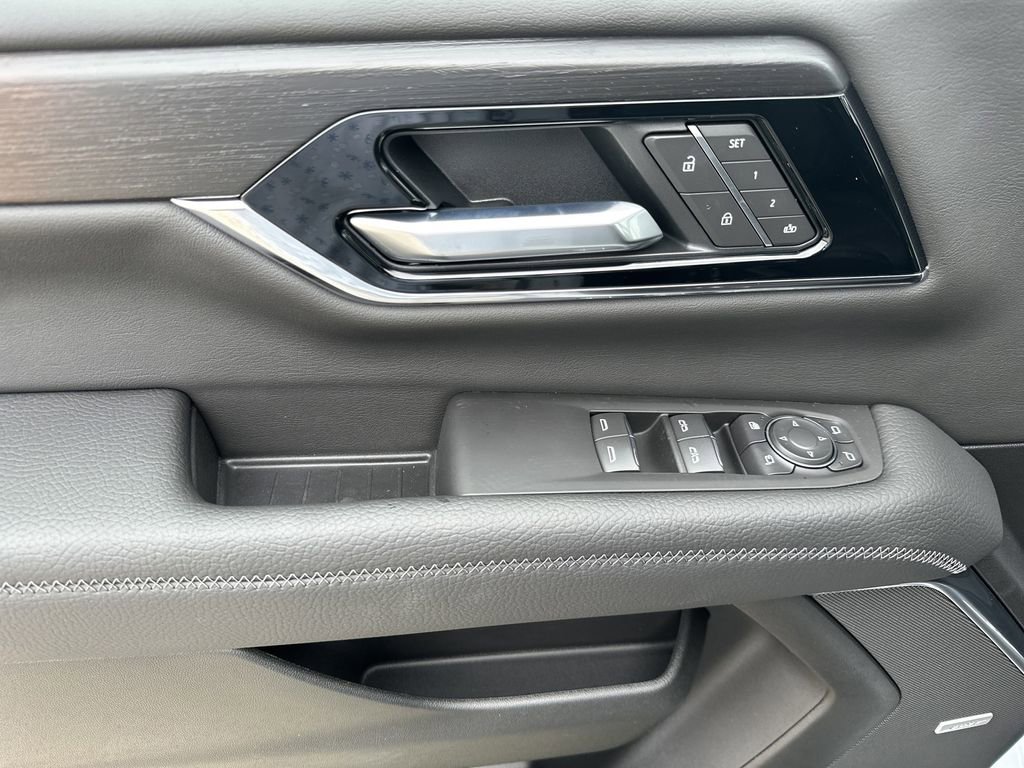 New 2026 GMC Yukon Denali w/ Denali Reserve Package image 11