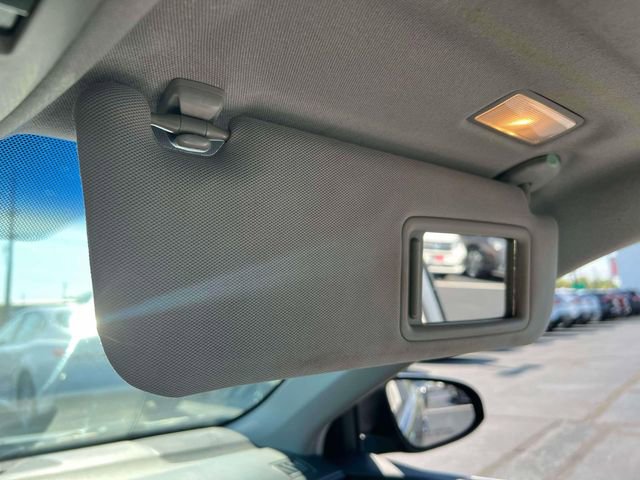 Used 2012 Toyota Camry XLE w/ Leather Pkg FWD image 10