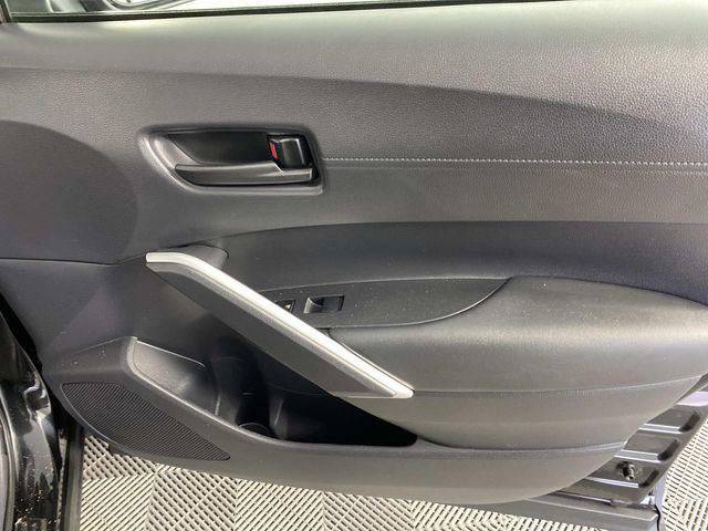 Used 2025 Toyota Corolla Cross AWD Hybrid w/ Moonroof Package image 24