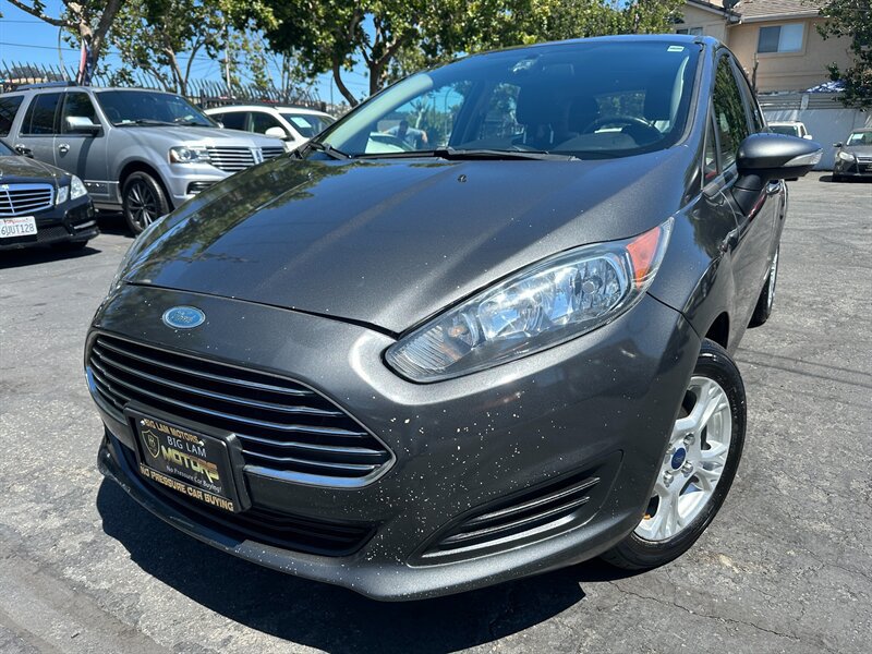 Used 2016 Ford Fiesta SE FWD image 1