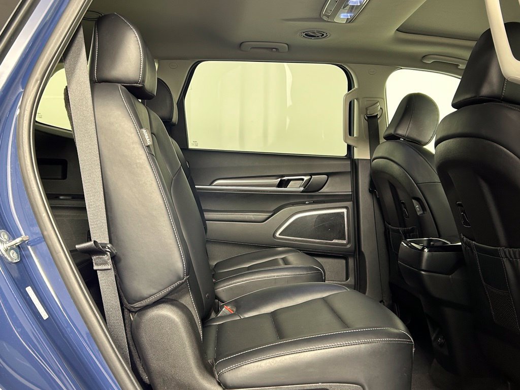 Used 2025 Kia Telluride S AWD/4WD image 12