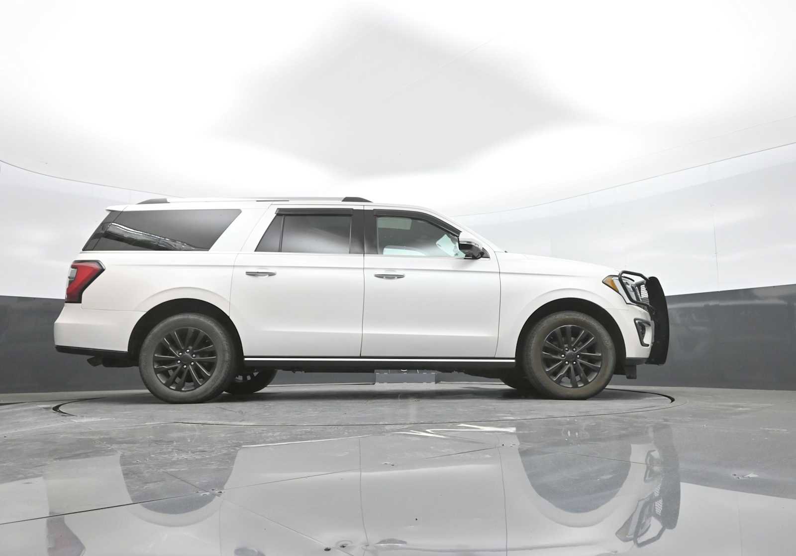 Used 2019 Ford Expedition Max Limited w/ Equipment Group 301A AWD/4WD image 46