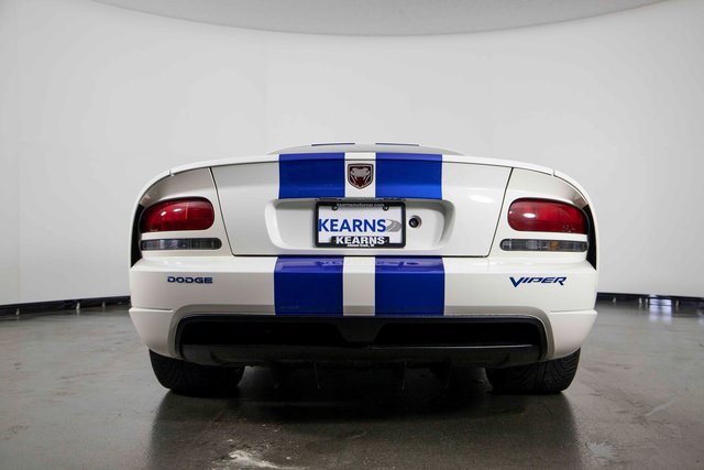 Used 2006 Dodge Viper SRT-10 w/ VOI9 Edition image 7