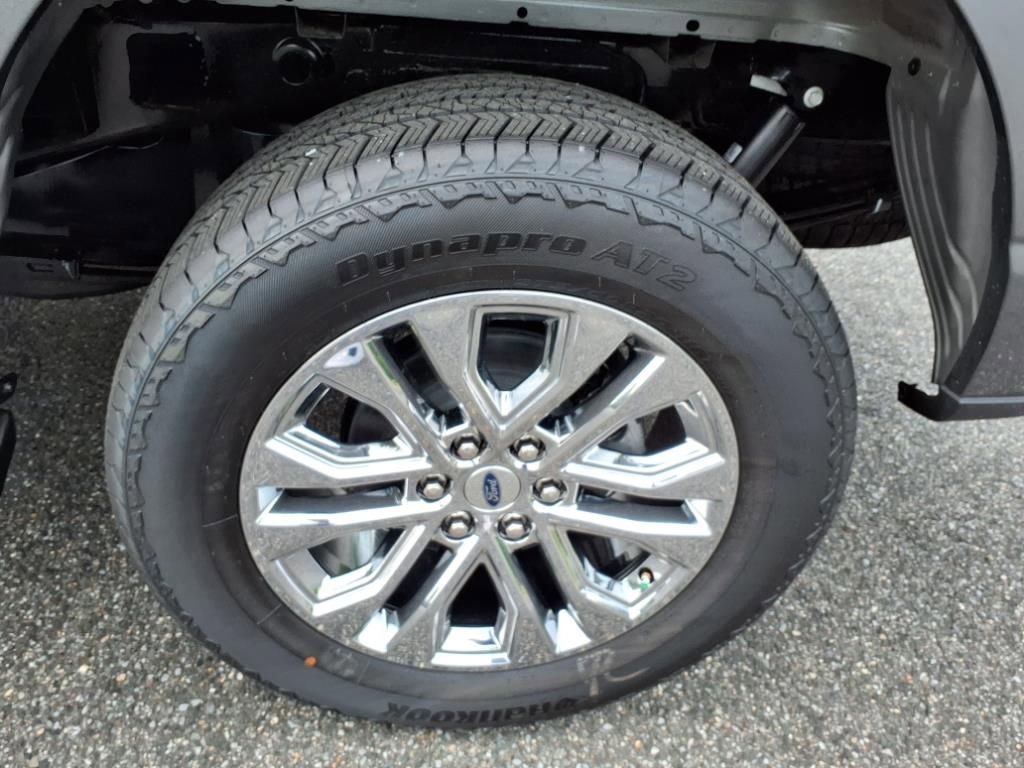 New 2025 Ford F150 Lariat w/ Equipment Group 502A High image 8