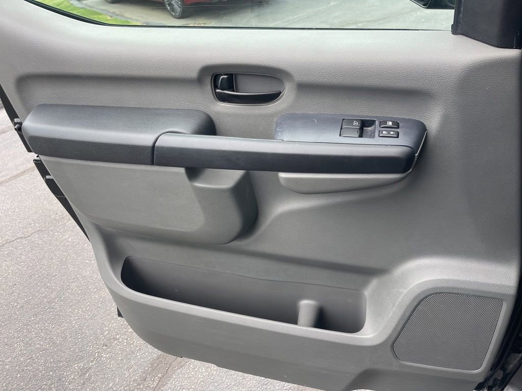 Used 2021 Nissan NV 3500 SL RWD image 16