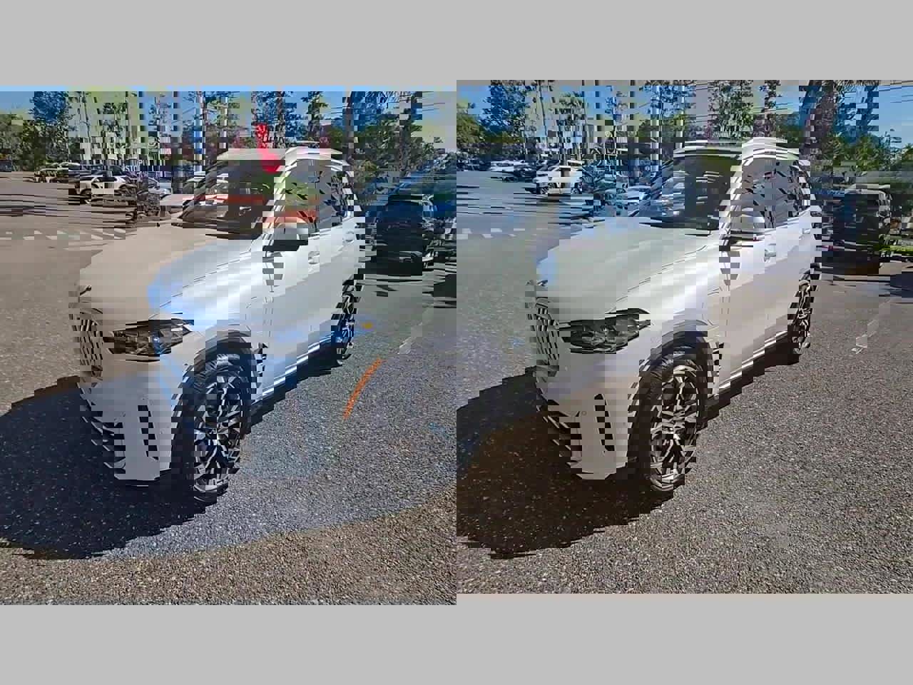 Certified 2025 BMW X5 xDrive50e w/ Premium Package image 19