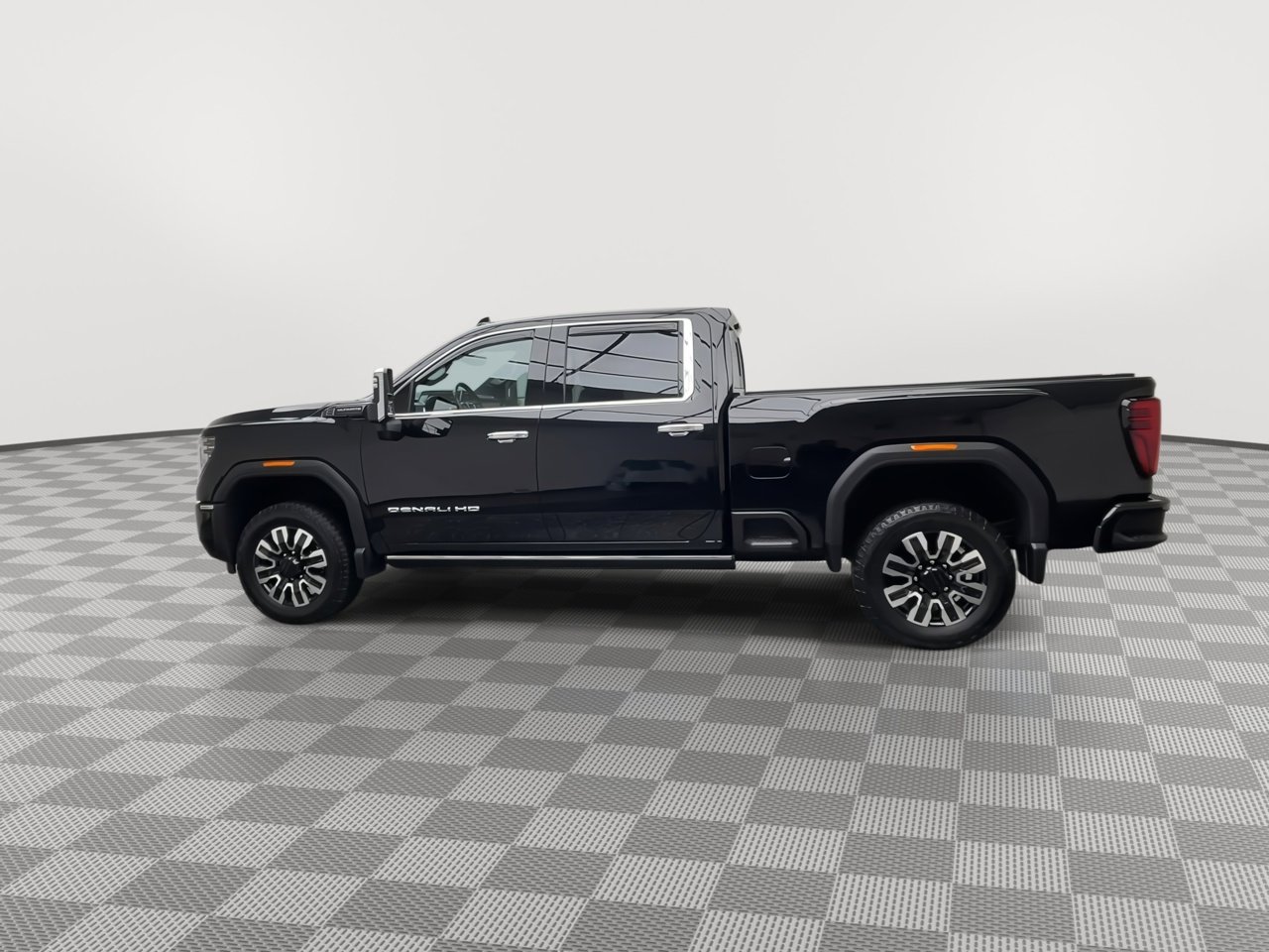Certified 2024 GMC Sierra 2500 Denali Ultimate w/ Snow Plow Prep/Camper Package image 45