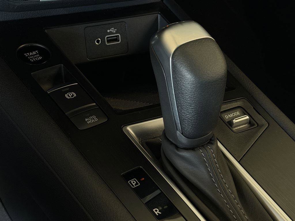 Used 2025 Nissan Kicks S image 14