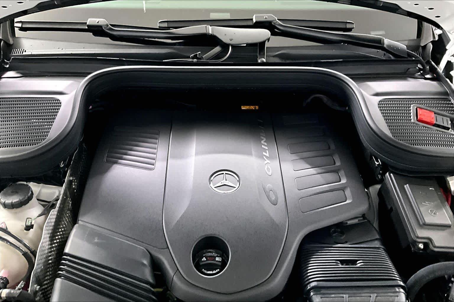 New 2027 Mercedes-Benz GLS 450 4MATIC image 16