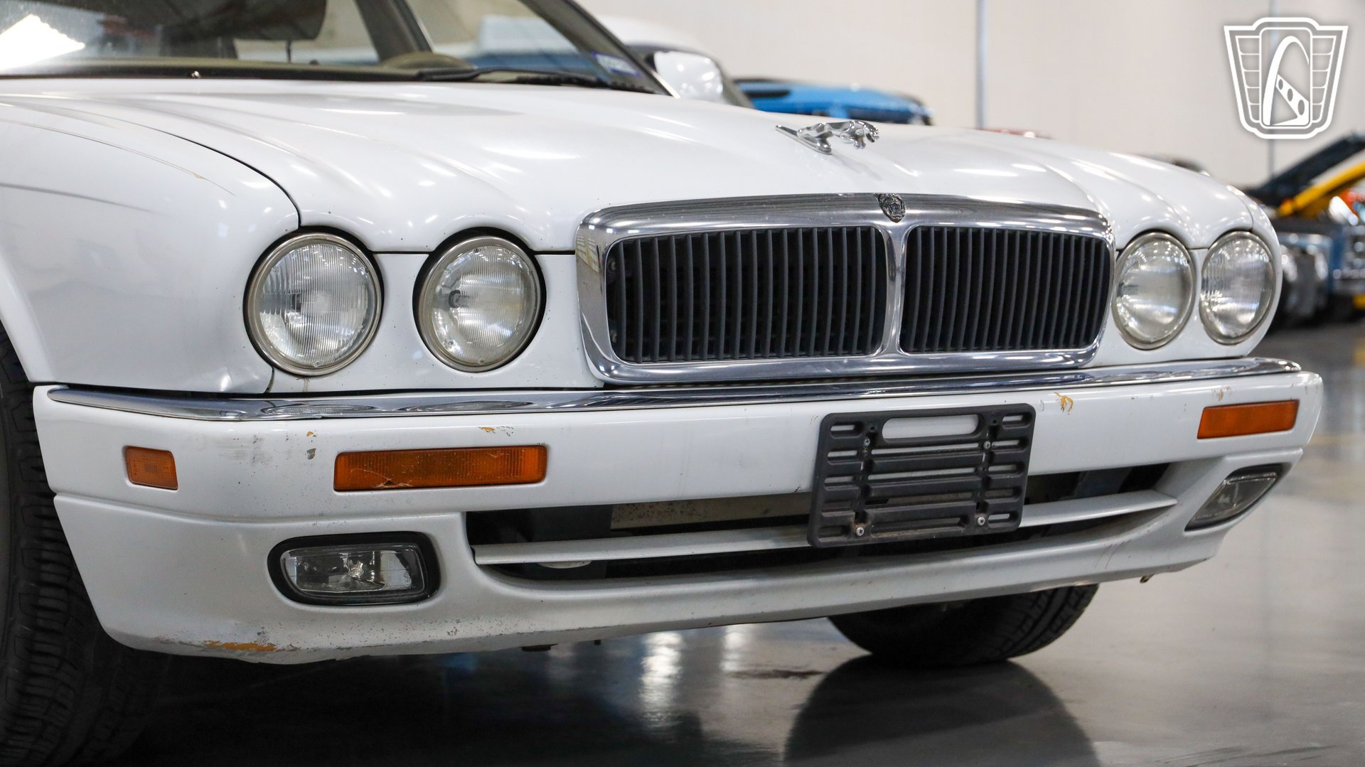Used 1997 Jaguar XJ6 L RWD image 6