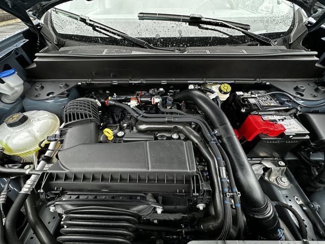 Certified 2026 Ford Maverick Lariat w/ Black Appearance Package AWD/4WD image 33