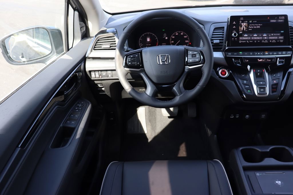 Used 2026 Honda Odyssey Touring image 20