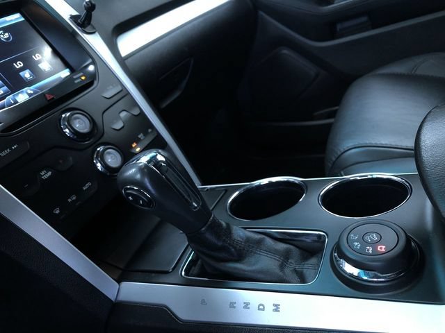 Used 2014 Ford Explorer XLT w/ Equipment Group 202A AWD/4WD image 31