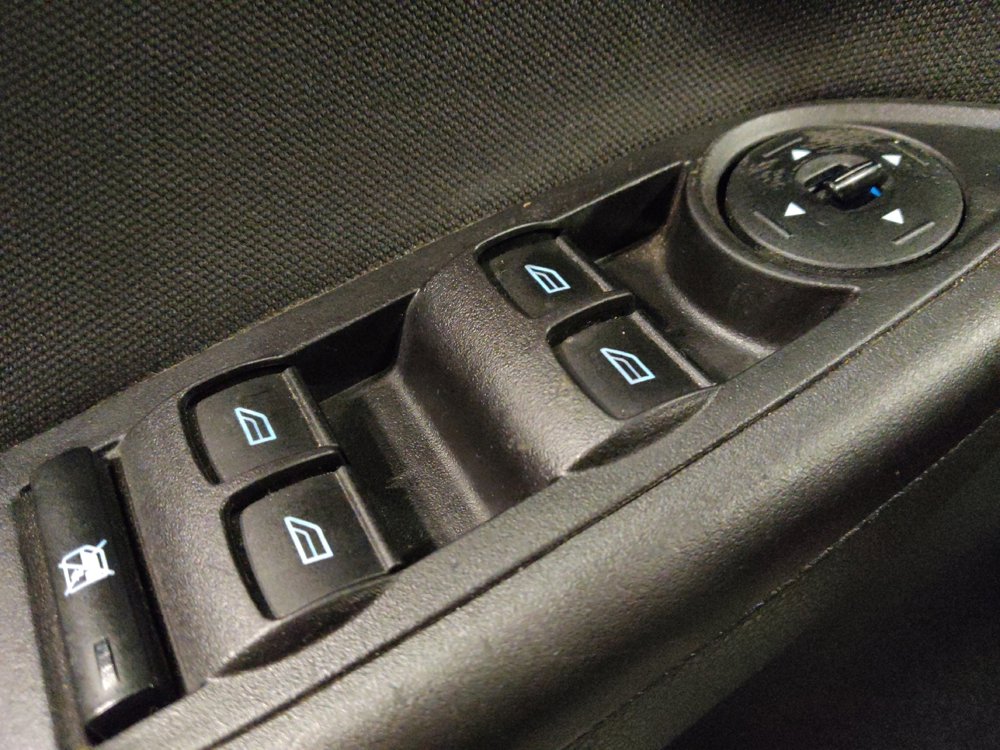 Used 2018 Ford Focus SE image 27