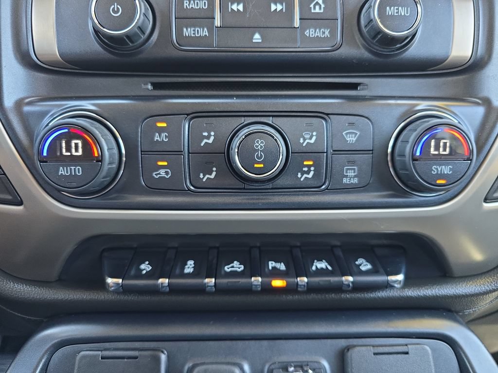 Used 2016 GMC Sierra 1500 Denali w/ Enhanced Driver Alert Package AWD/4WD image 26