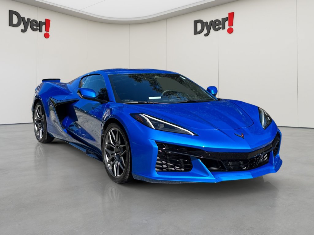 Used 2025 Chevrolet Corvette Z06 RWD image 7
