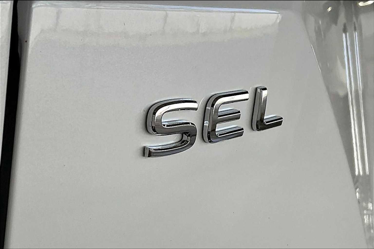 New 2025 Volkswagen Atlas SEL image 26