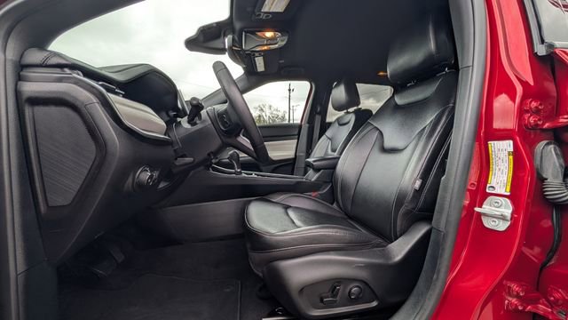 Used 2025 Jeep Compass Limited AWD/4WD image 31