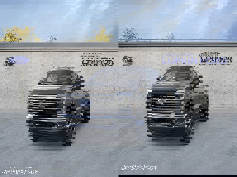New 2026 Ford F350 XLT image 2