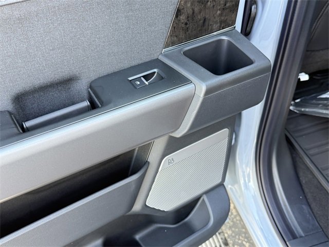 New 2025 Ford F250 Lariat w/ Lariat Ultimate Package image 23
