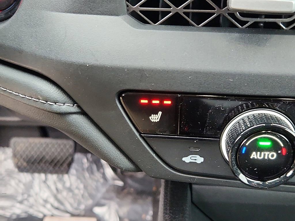 Used 2025 Honda Accord SE image 13