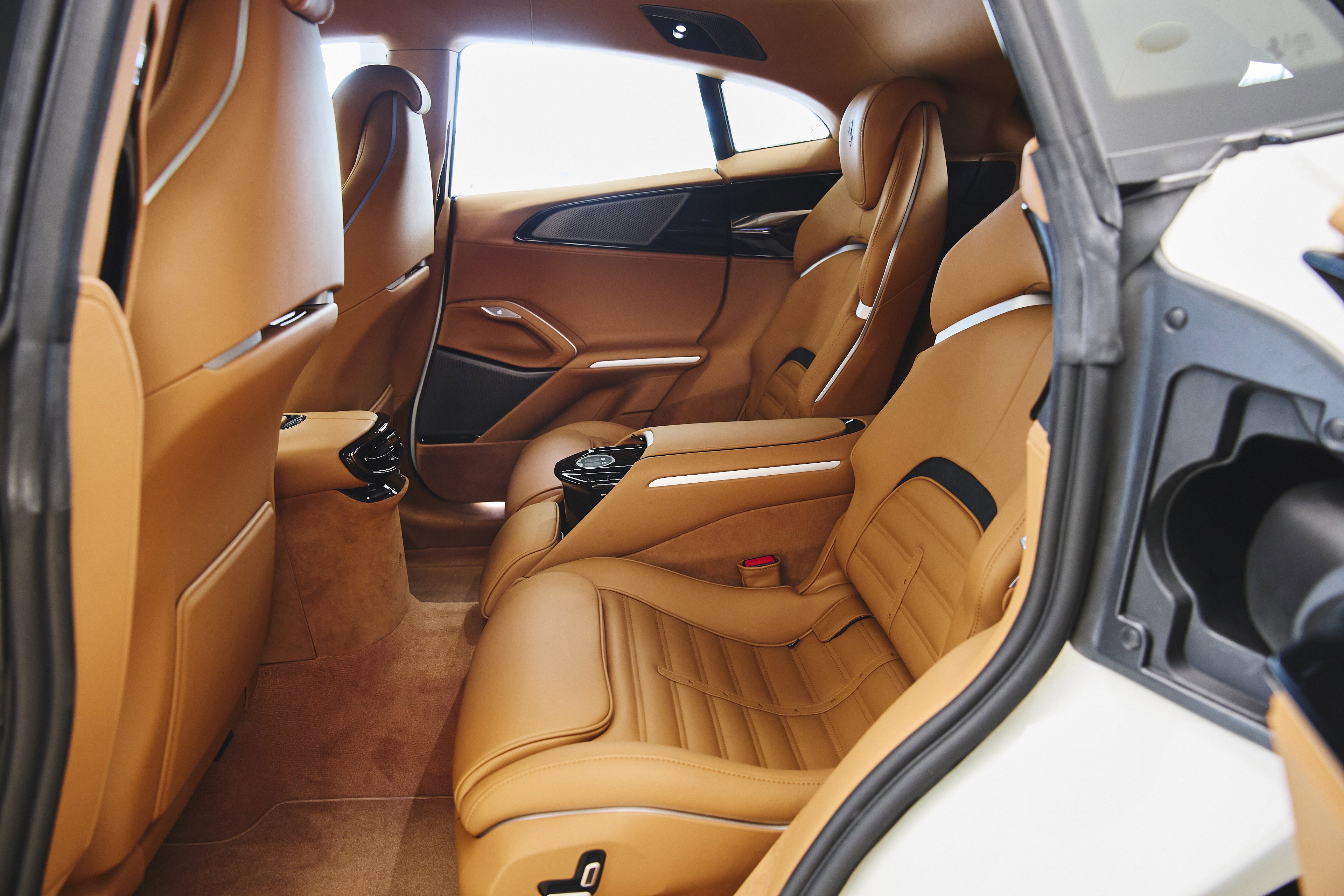 Used 2025 Ferrari Purosangue image 35