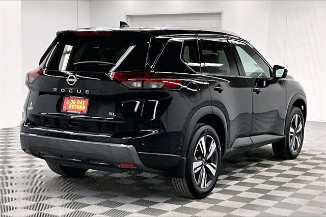 New 2025 Nissan Rogue SL image 17