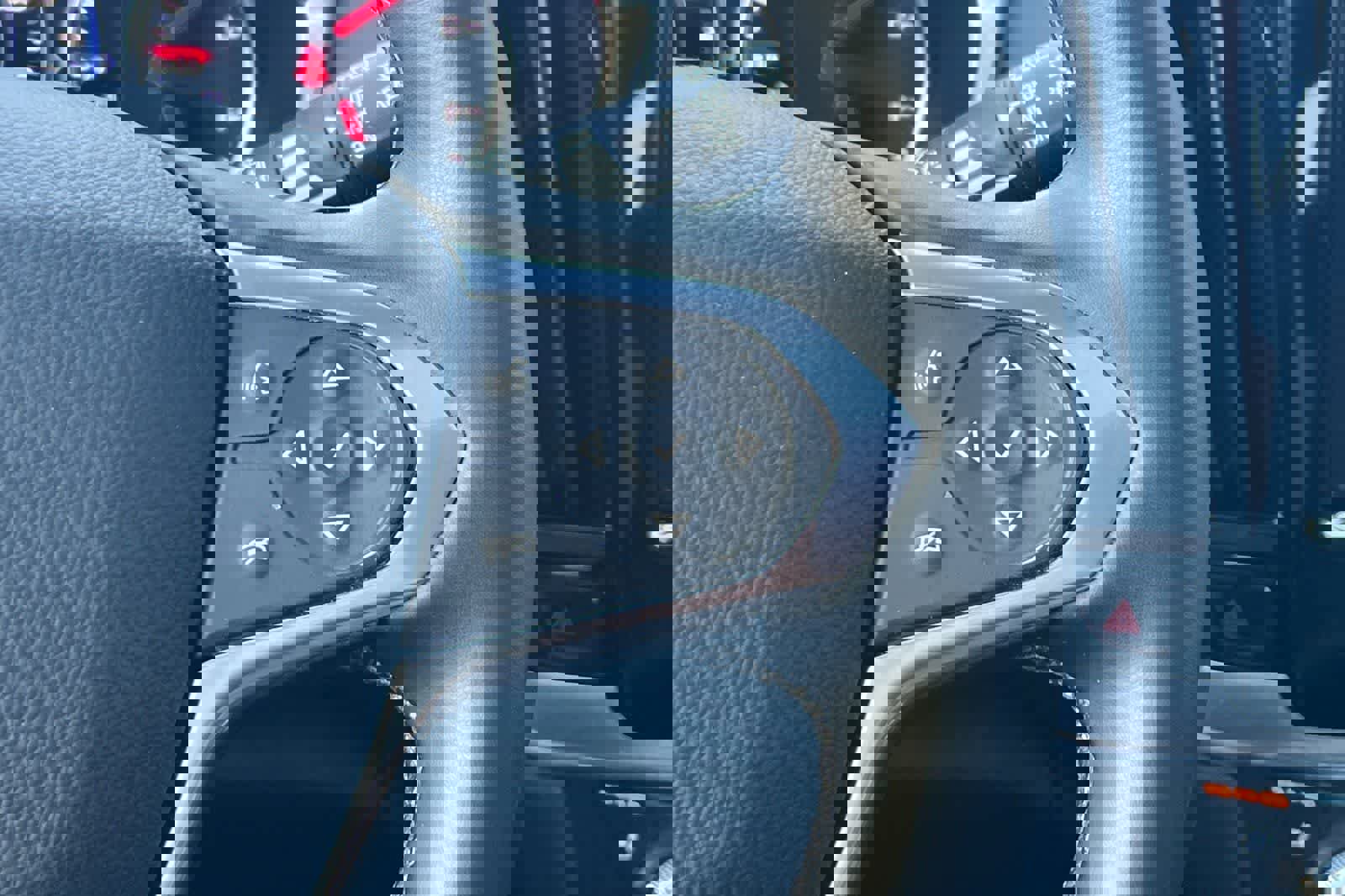 Used 2023 Chevrolet Traverse High Country image 29